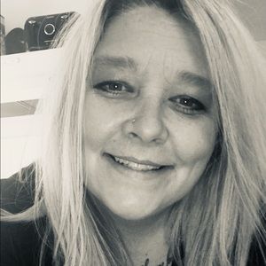 Meet your Posher, Tina